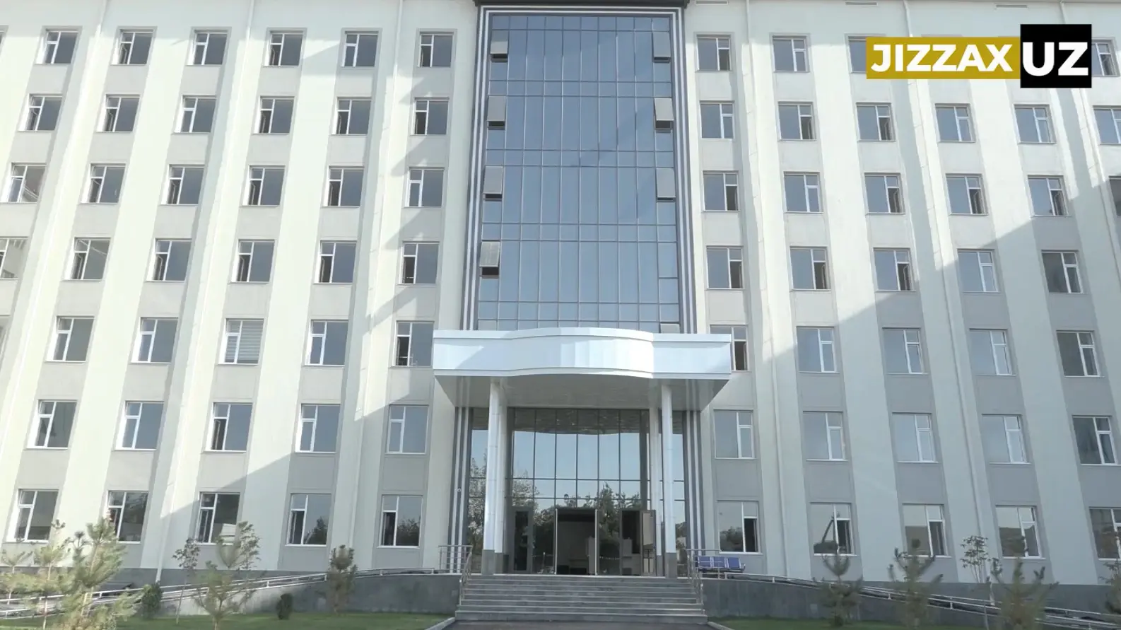 Videoreportaj:Jizzaxda yangi tibbiyot markazi foydalanishga topshirilish arafasida